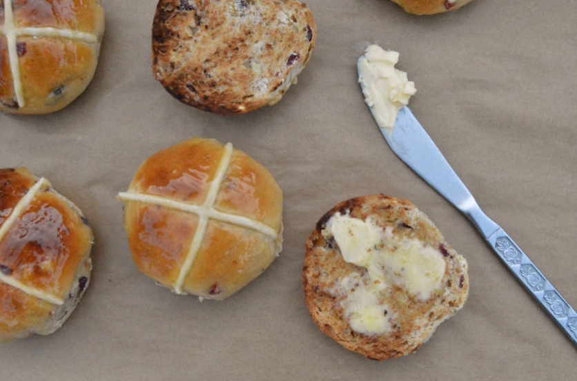 Hot cross buns, Easter, baking, cooking, food, foodie, easterfood, Easter baking, yeast, dough, homecook, Philip, Philipfriend, philipfriend, cookery, Surrey, hotcrossbuns, fruit, glaze, marmalade, knead, prove, fermentation