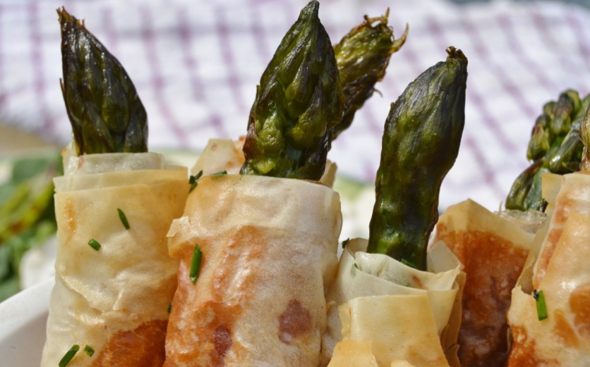 Asparagus wrapped in phyllo dough