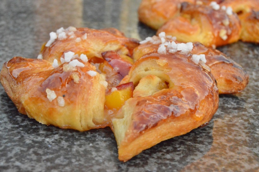Short-cut peach Danish pastries: pinwheel shape