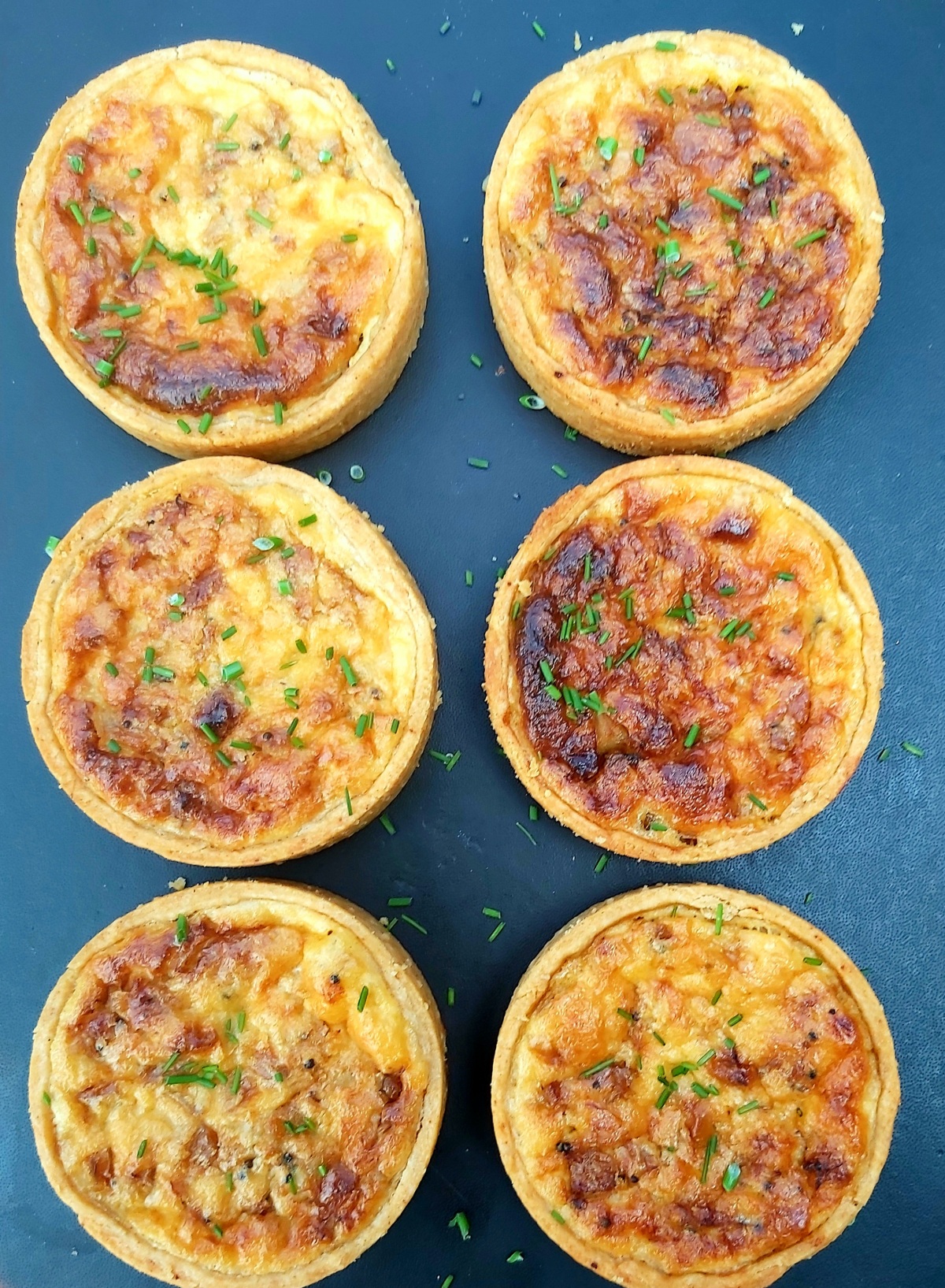 Curried crab tarts